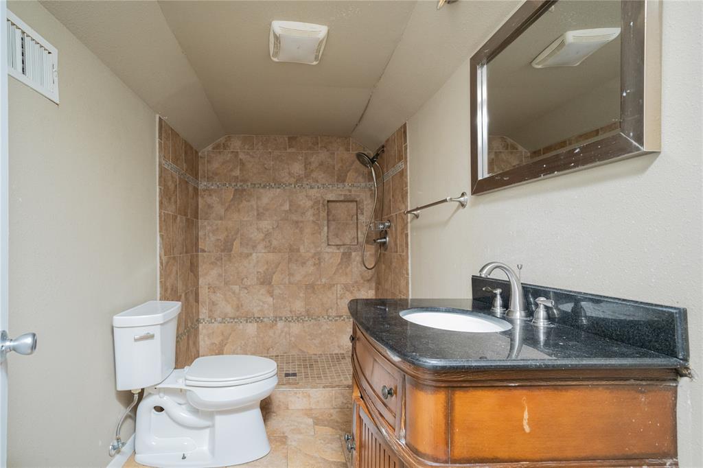 301 Thompson Street Kilgore, TX 75662 - Photo 18 of 22