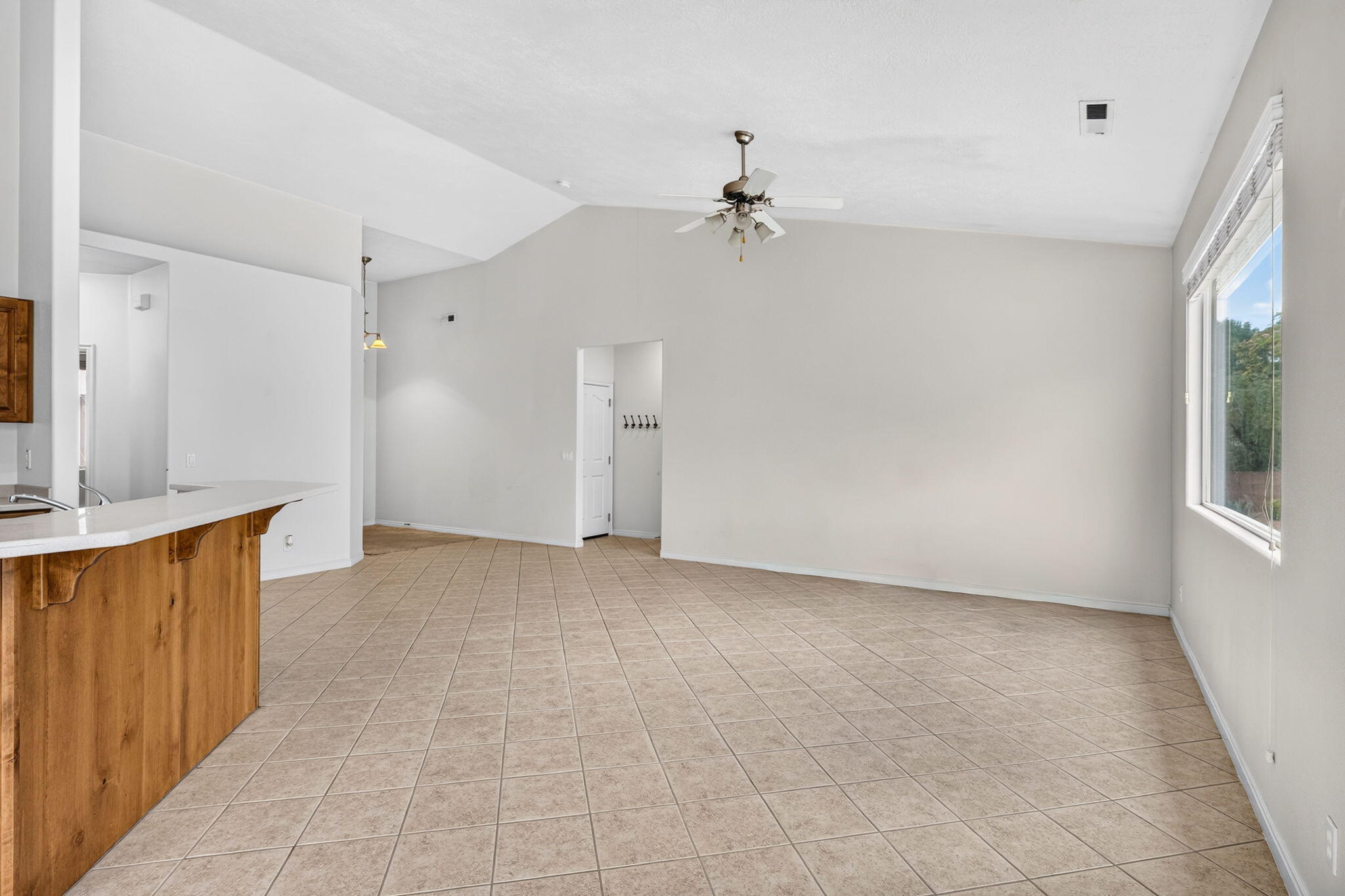 2140 West 970 North St. George, UT 84770 - Photo 8 of 24 12-web-or-mls-2140 W 970 N - Ames Team -