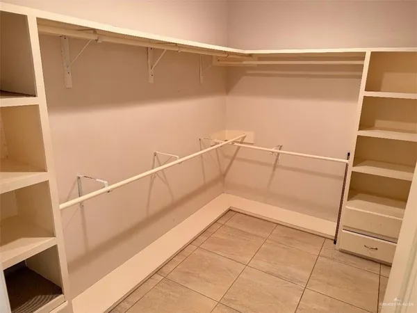 $2,300 | 10315 North 26th Lane, McAllen, TX 78504