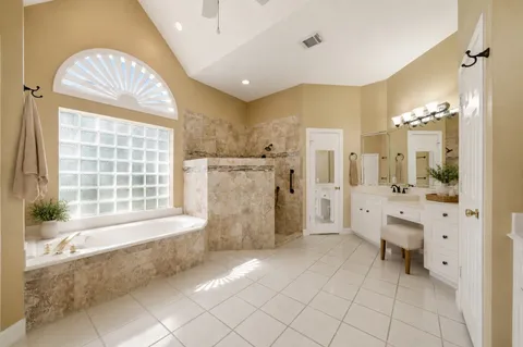 $650,000 | 1151 Bentwater Drive, Montgomery, TX 77356