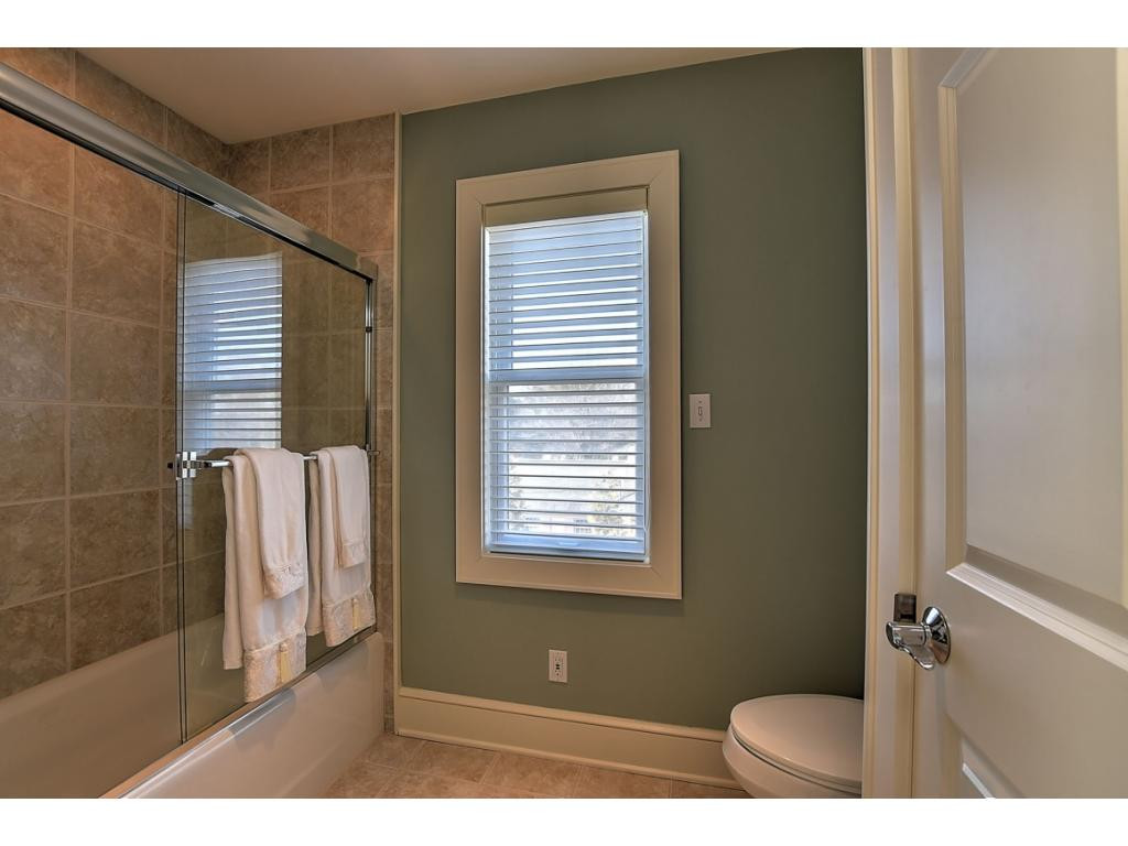 6001 Old Jonesboro Road Bristol, TN 37620 - Photo 25 of 35 Calming Colors