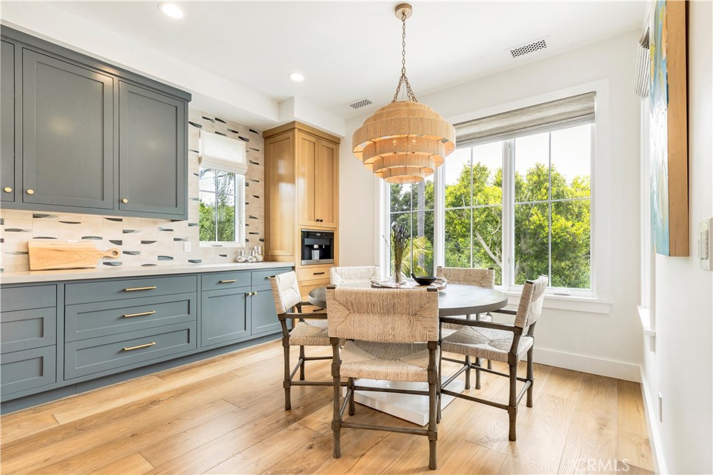 625 St James Road Newport Beach, CA 92663 - Photo 11 of 47 a view of a dining room with furniture window and outside view
