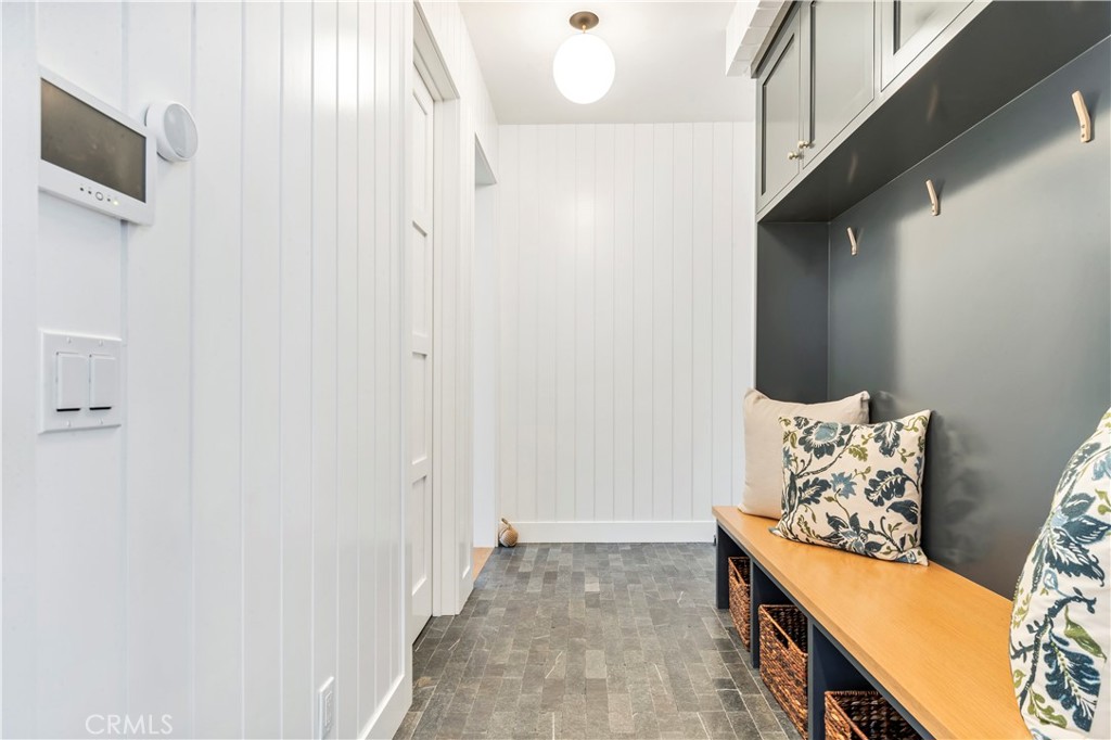 625 St James Road Newport Beach, CA 92663 - Photo 43 of 47 a view of a livingroom with wooden floor and furniture