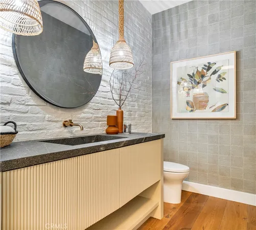 $10,695,000 | 625 St James Road, Newport Beach, CA 92663