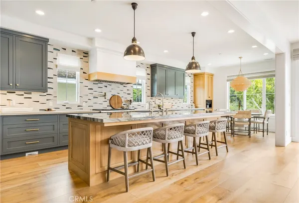 $10,695,000 | 625 St James Road, Newport Beach, CA 92663