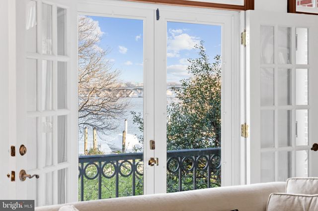 $3,600,000 | 2 Wolfe Street, Alexandria, VA 22314