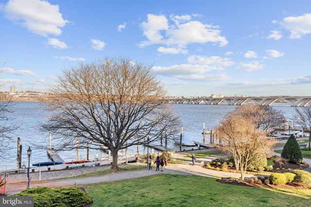 $3,600,000 | 2 Wolfe Street, Alexandria, VA 22314