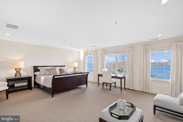 $3,600,000 | 2 Wolfe Street, Alexandria, VA 22314