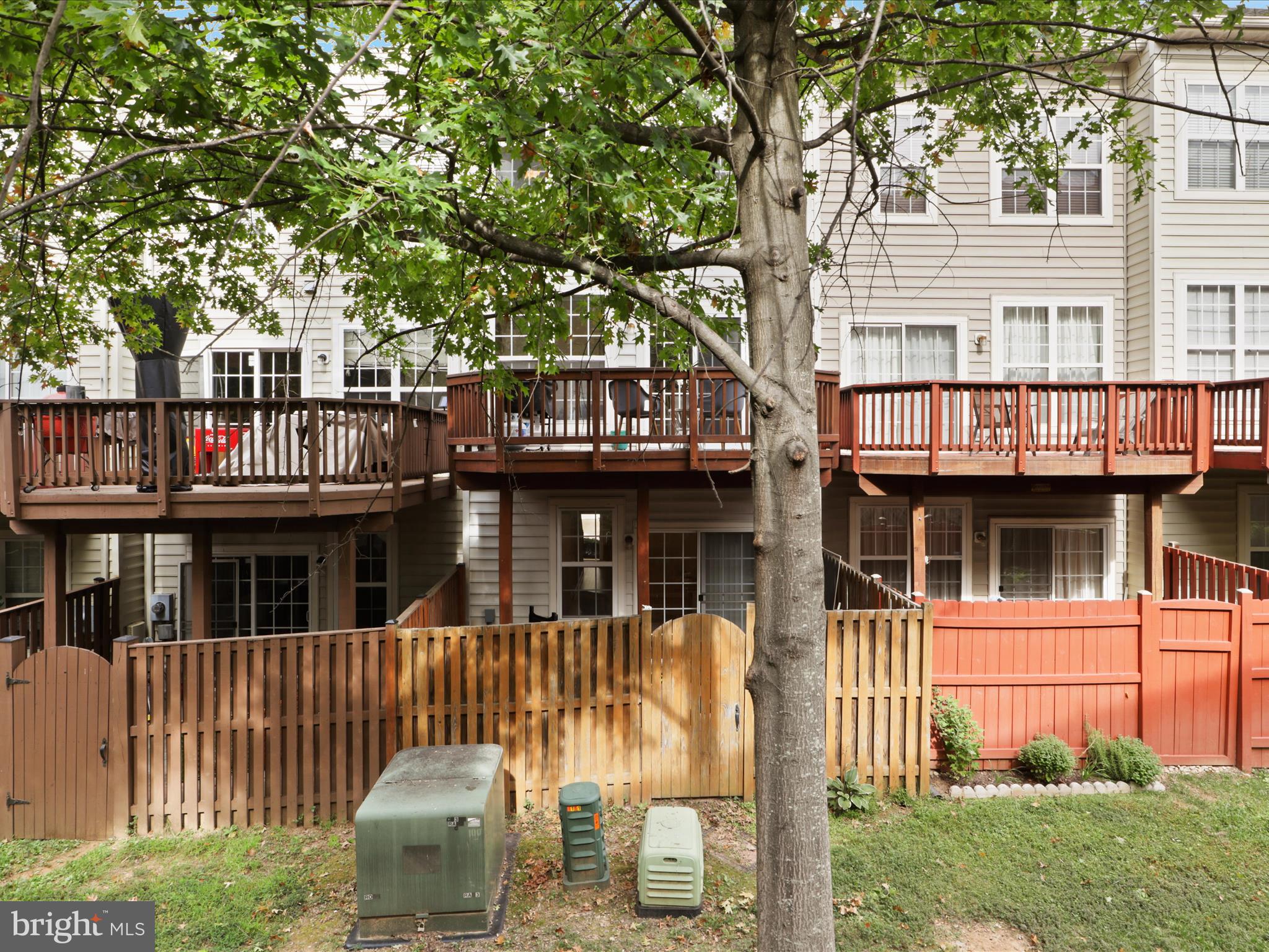 4151 Timber Log Way Fairfax, VA 22030 - Photo 36 of 50