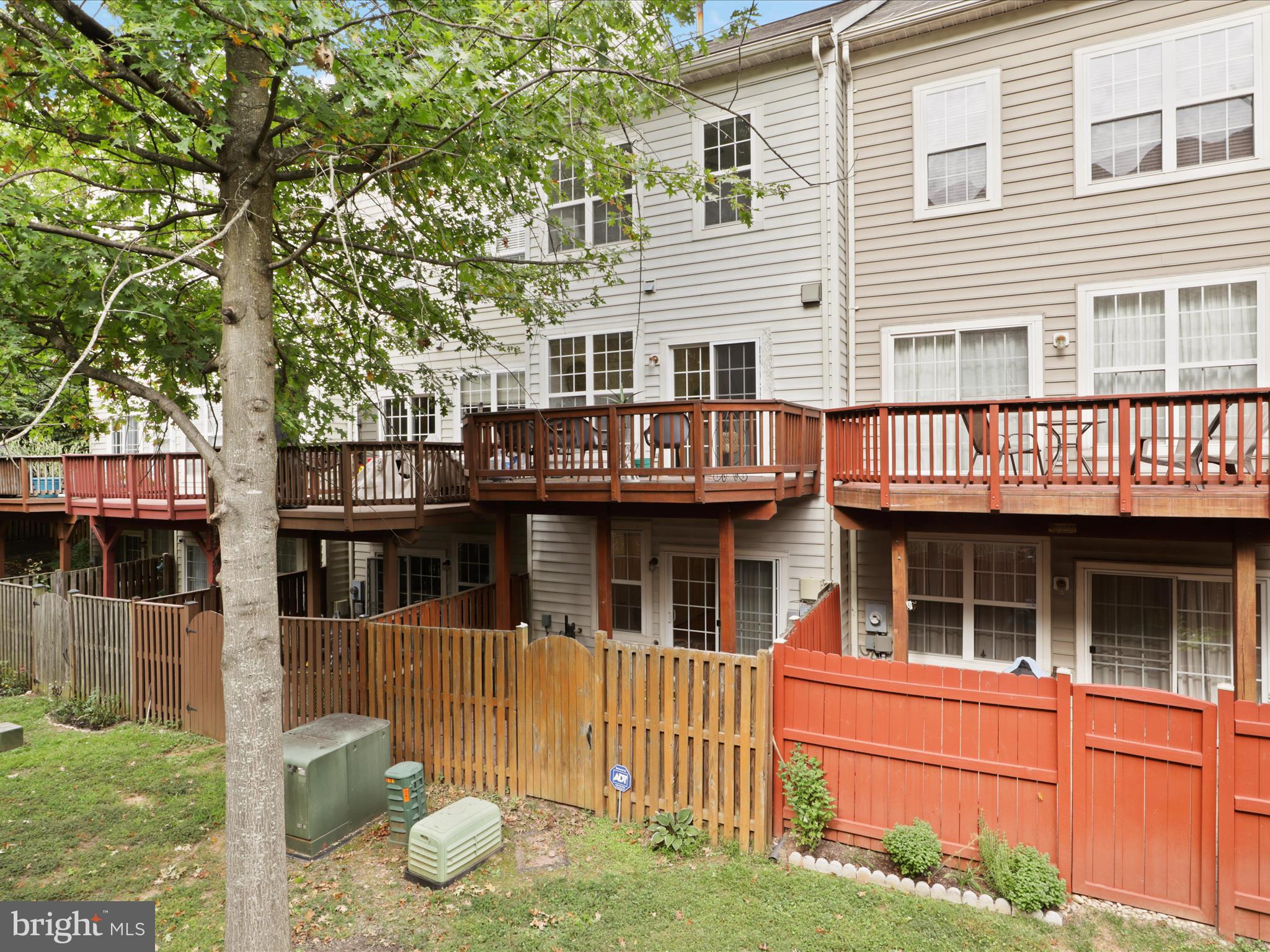4151 Timber Log Way Fairfax, VA 22030 - Photo 39 of 50