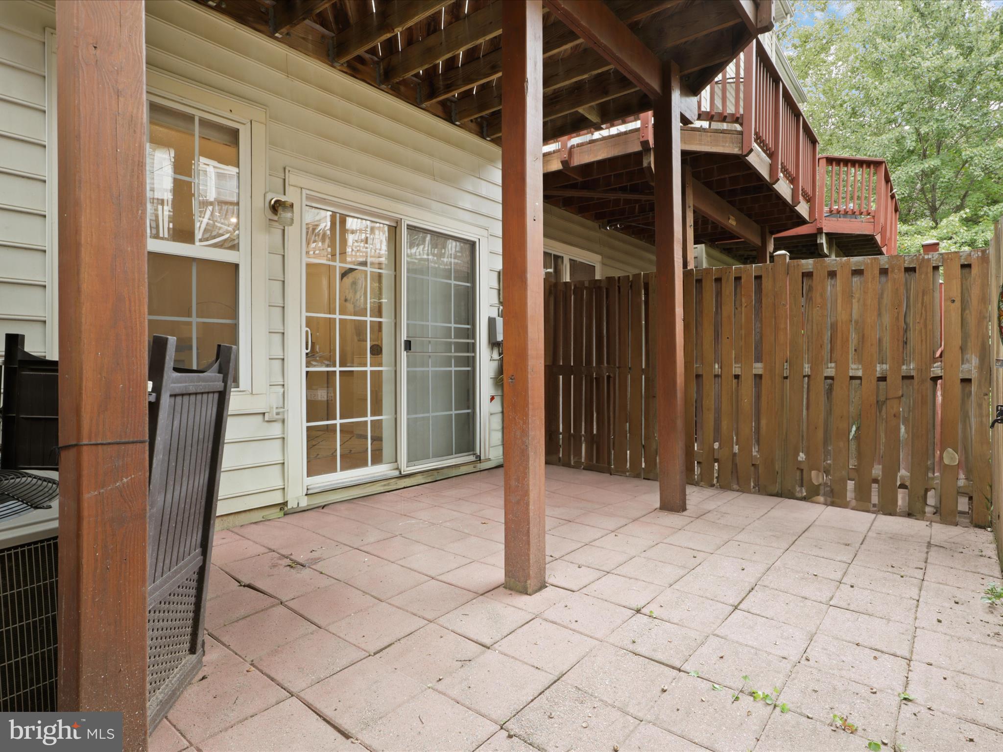 4151 Timber Log Way Fairfax, VA 22030 - Photo 9 of 50