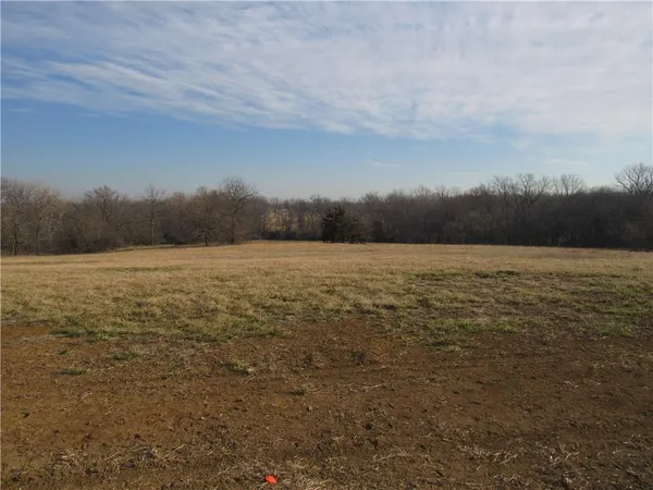 $150,000 | 6 Travis Lane, Harrisonville, MO 64701