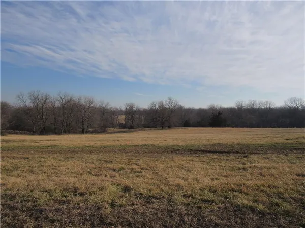 $150,000 | 6 Travis Lane, Harrisonville, MO 64701