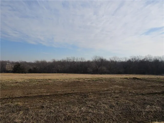 $150,000 | 6 Travis Lane, Harrisonville, MO 64701
