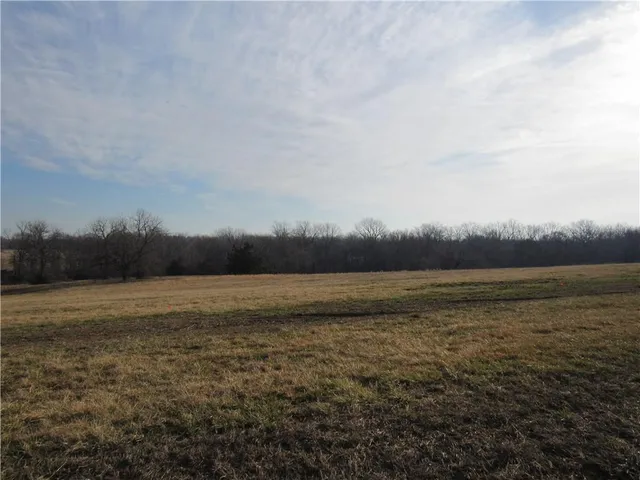 $150,000 | 6 Travis Lane, Harrisonville, MO 64701