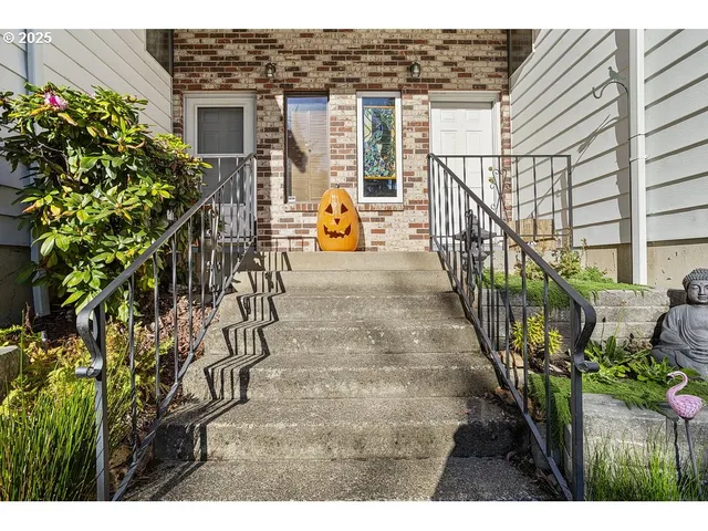 a view of outdoor space yard and patio