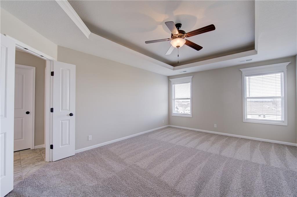 1001 Southeast Forest Ridge Court Blue Springs, MO 64014 - Photo 17 of 41