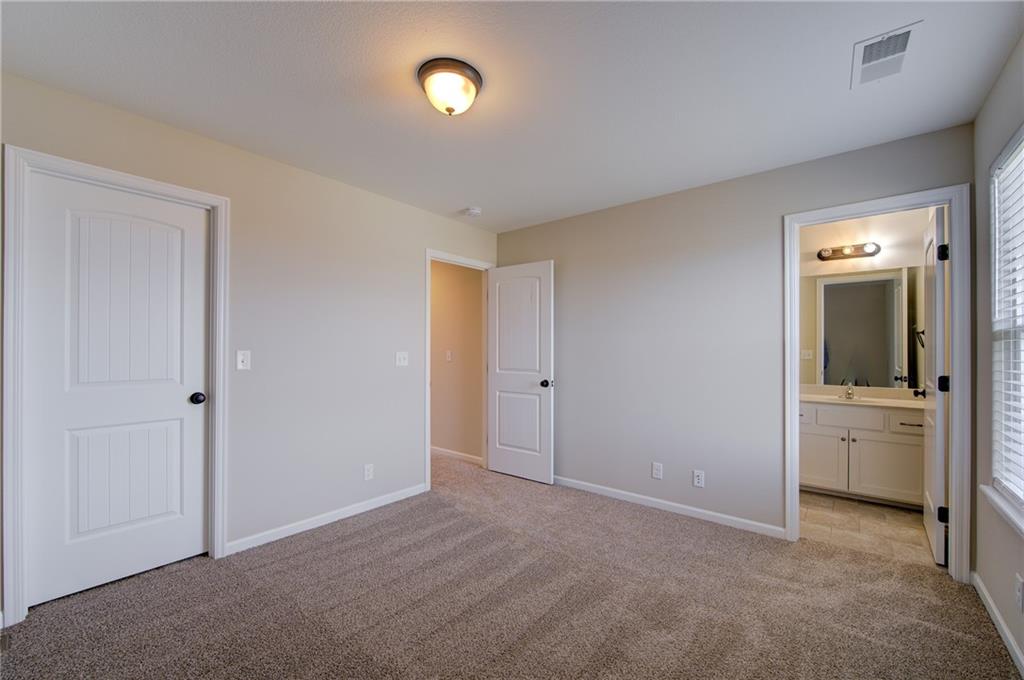 1001 Southeast Forest Ridge Court Blue Springs, MO 64014 - Photo 31 of 41