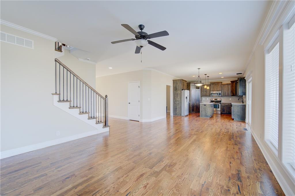 1001 Southeast Forest Ridge Court Blue Springs, MO 64014 - Photo 5 of 41