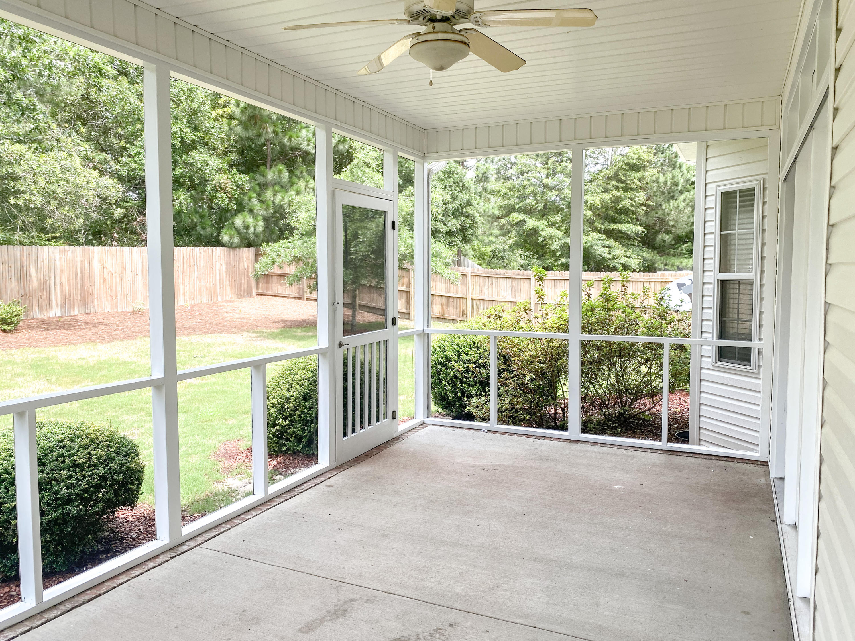 115 Cross Pointe Lane Aberdeen, NC 28315 - Photo 49 of 58 IMG_9421