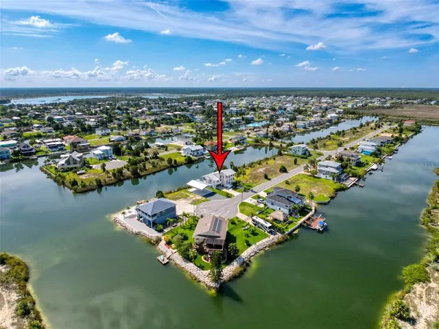 $739,000 | 3342 Turks Cap Drive, Hernando Beach, FL 34607