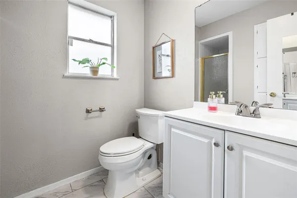 $280,000 | 3900 Cresthill Road, Benbrook, TX 76116