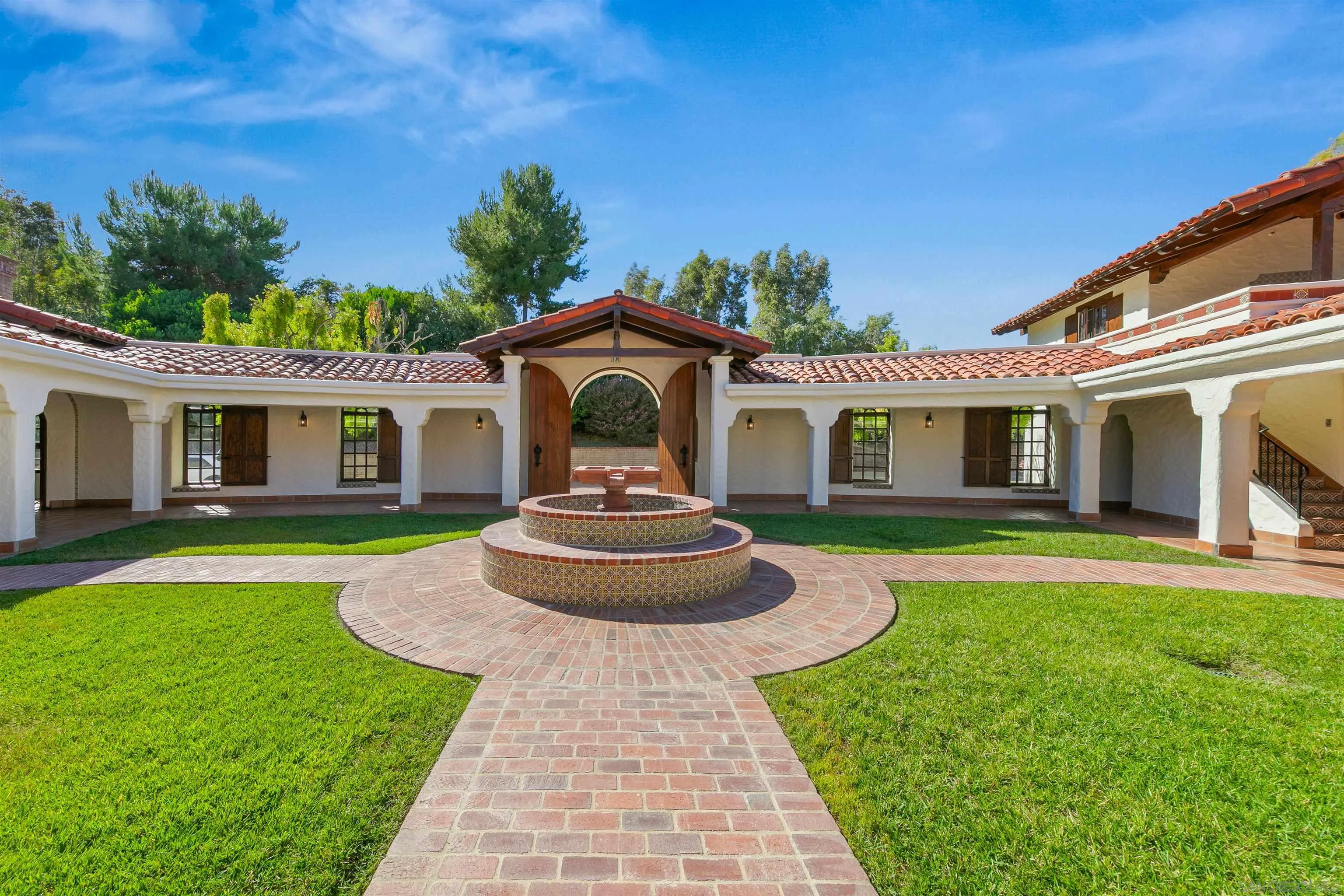 5443 Calzada Del Bosque Rancho Santa Fe, CA 92067 - Photo 5 of 54
