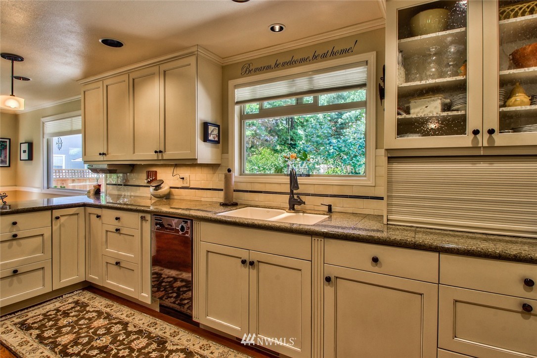 10100 District Line Road Burlington, WA 98233 - Photo 4 of 25 Gallery Image 4