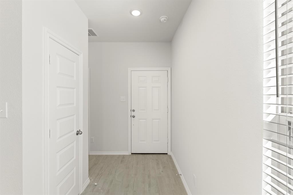 125 Pheasant Run Road Terrell, TX 75160 - Photo 3 of 27 a view of an empty room