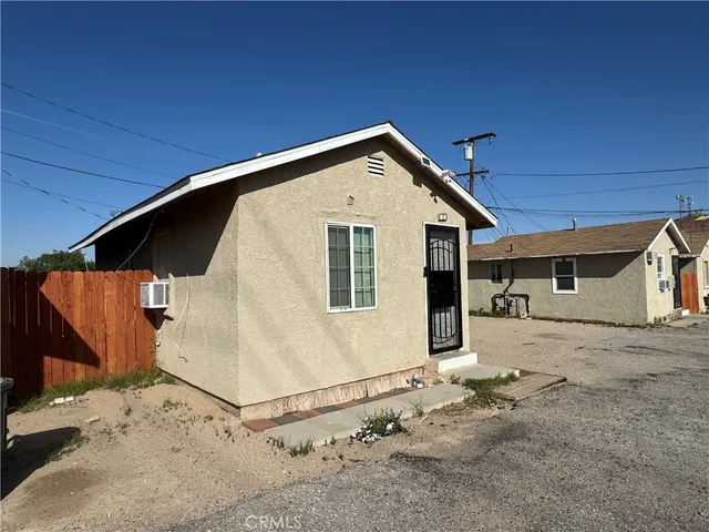 $1,000,000 | 401 West Fredricks Street, Barstow, CA 92311