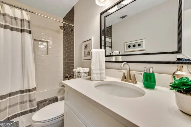 $3,900 | 160 Booth Road Southwest, Unit B, Marietta, GA 30008