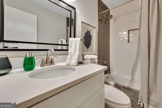 $3,900 | 160 Booth Road Southwest, Unit B, Marietta, GA 30008