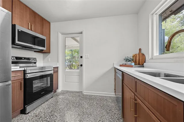 $265,000 | 2122 Northeast 12th Terrace, Gainesville, FL 32609