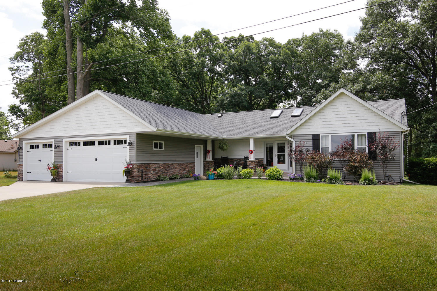 15600 Portage Road Vicksburg, MI 49097 - Photo 1 of 41 15600 Portage Rd-101