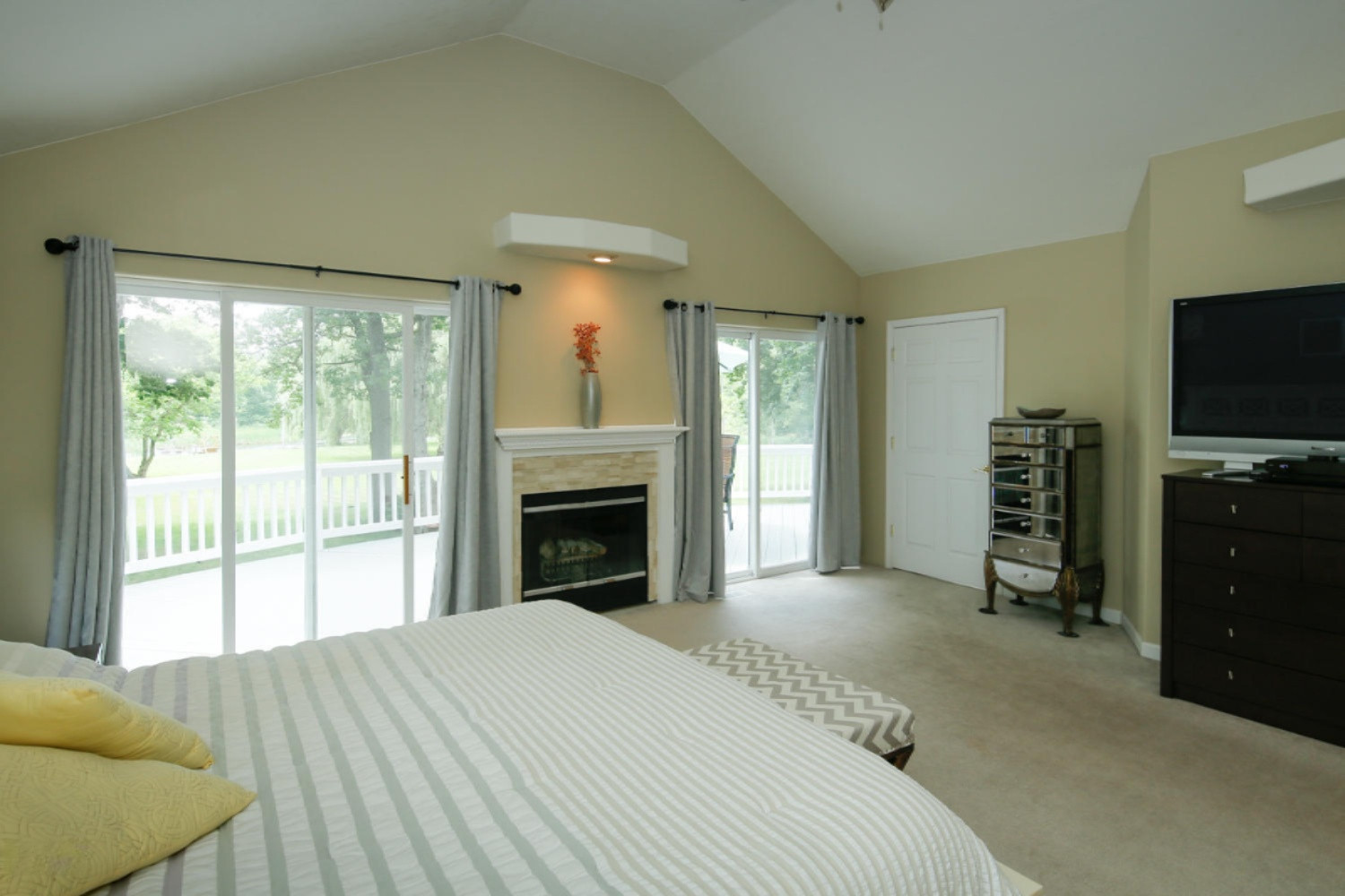 15600 Portage Road Vicksburg, MI 49097 - Photo 14 of 41 15600 Portage Rd-114