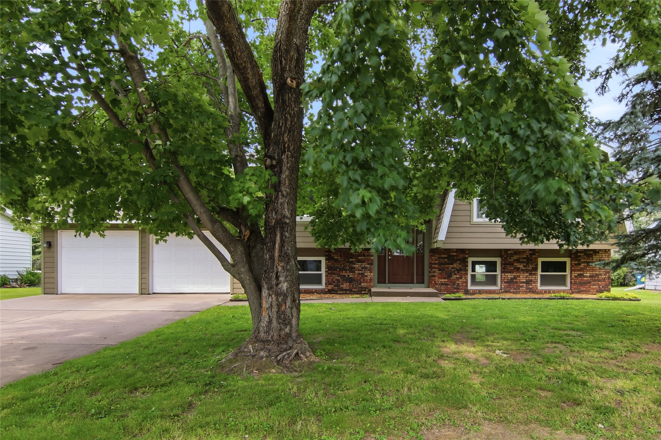 915 West Marshall Street Rice Lake, WI 54868 - Photo 4 of 39