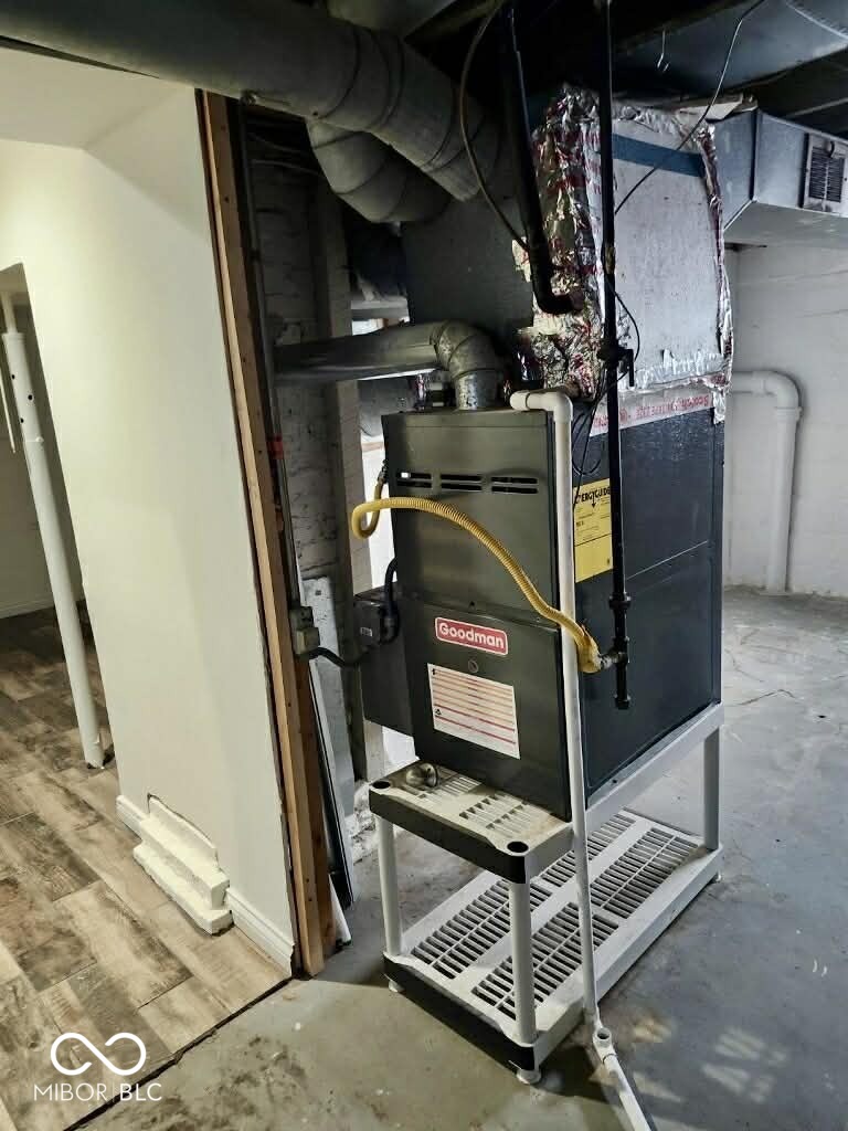 4953 Ford Street Speedway, IN 46224 - Photo 14 of 17