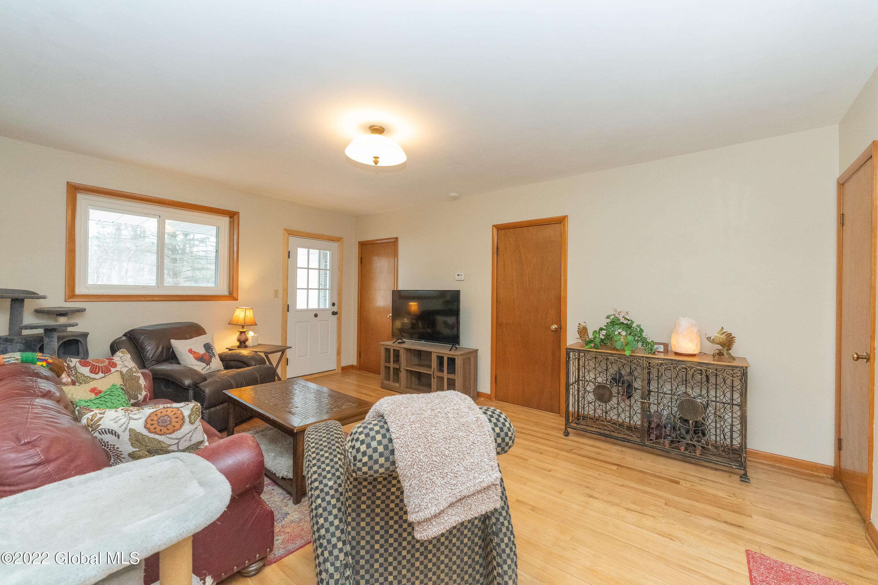 973 River Road Bethlehem, NY 12158 - Photo 24 of 56 1 Living 2