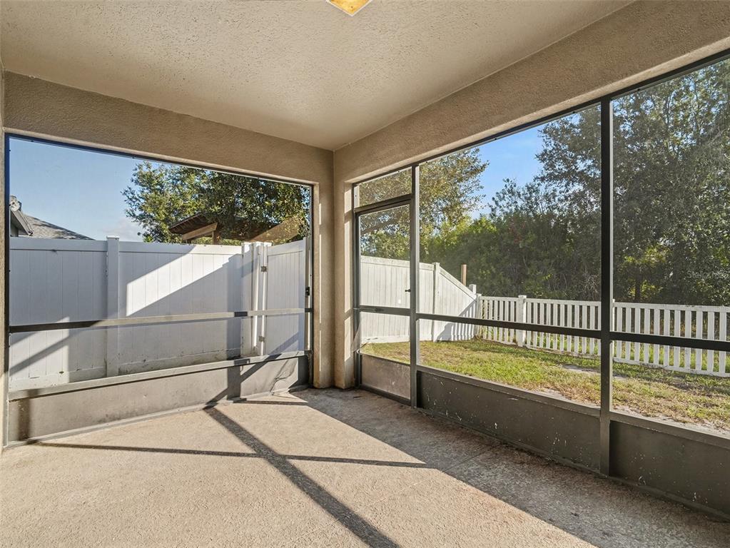 11409 Flora Springs Drive Riverview, FL 33579 - Photo 25 of 27