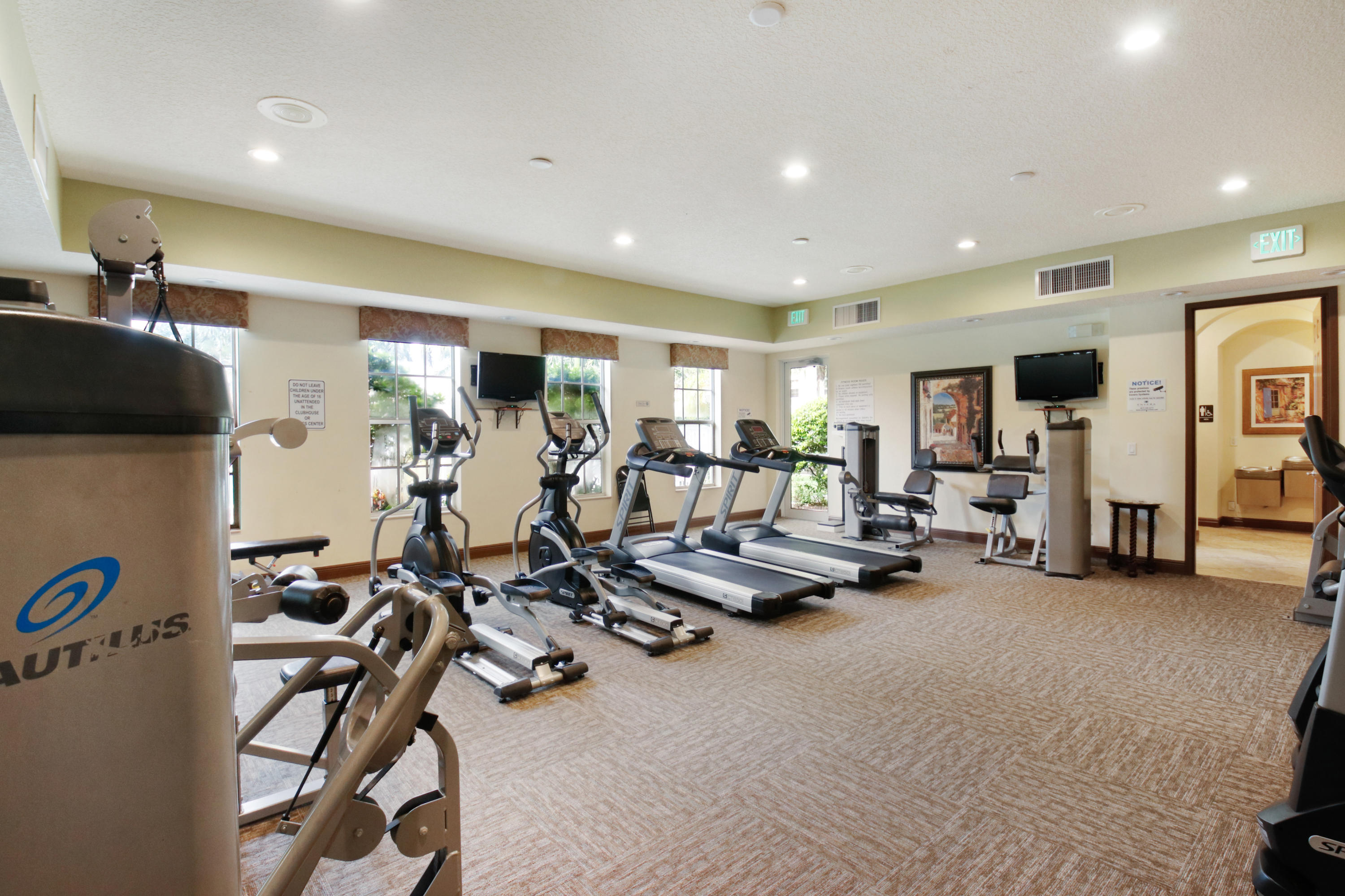 127 Dunmore Drive Jupiter, FL 33458 - Photo 23 of 28 _MG_2341