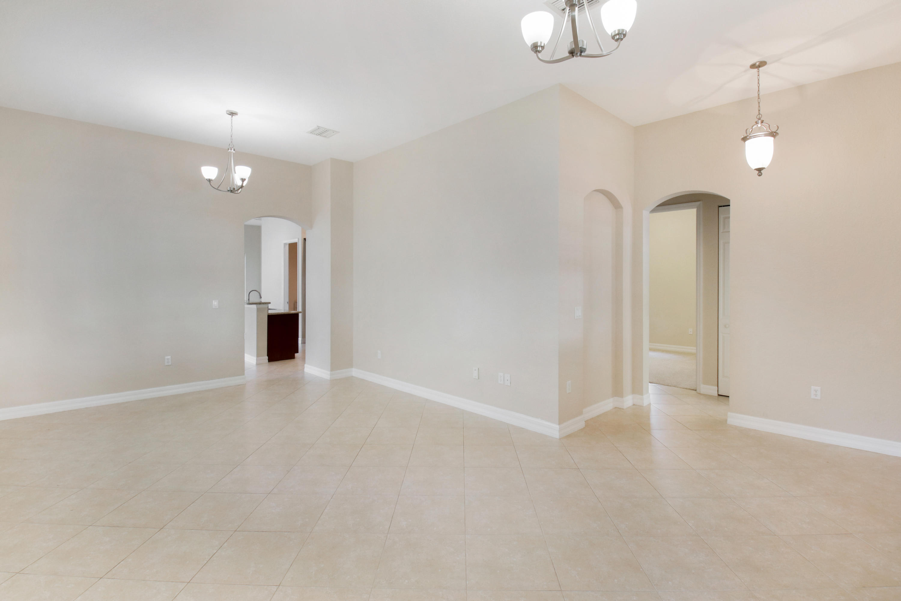 127 Dunmore Drive Jupiter, FL 33458 - Photo 4 of 28 _MG_2121