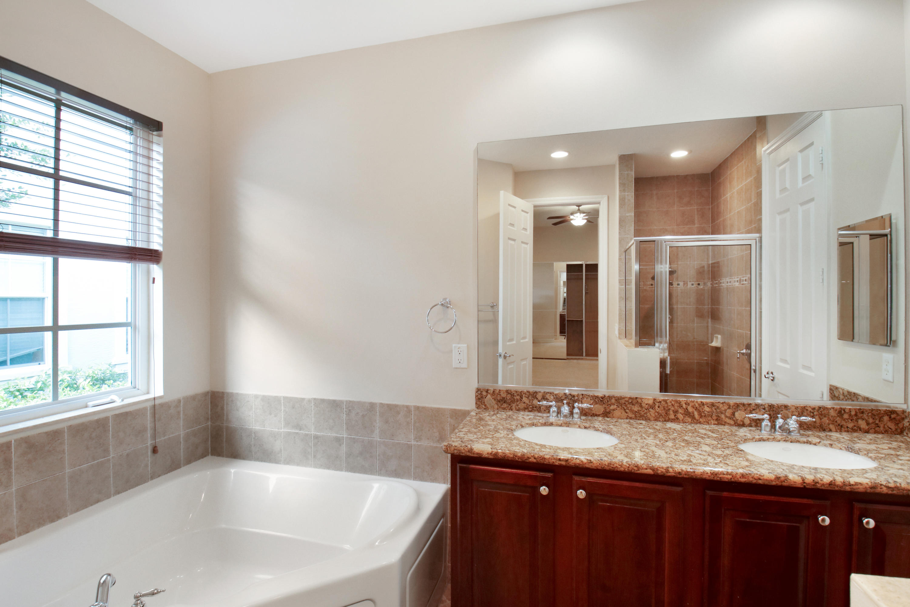 127 Dunmore Drive Jupiter, FL 33458 - Photo 8 of 28 _MG_2191