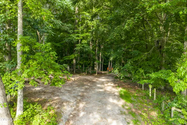 $540,000 | 999 Muddy Creek Road, Piney Flats, TN 37686