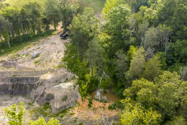 $540,000 | 999 Muddy Creek Road, Piney Flats, TN 37686