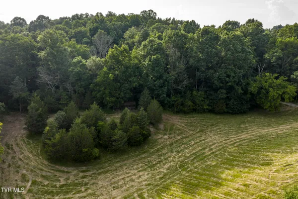 $540,000 | 999 Muddy Creek Road, Piney Flats, TN 37686