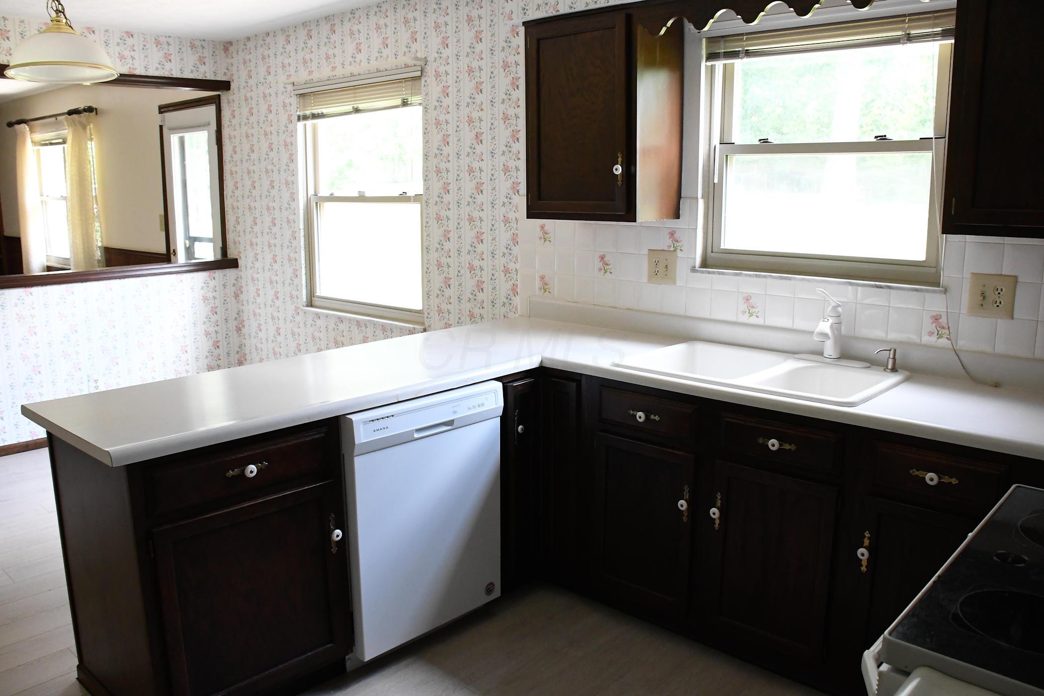 831 Riva Ridge Boulevard Columbus, OH 43230 - Photo 13 of 35