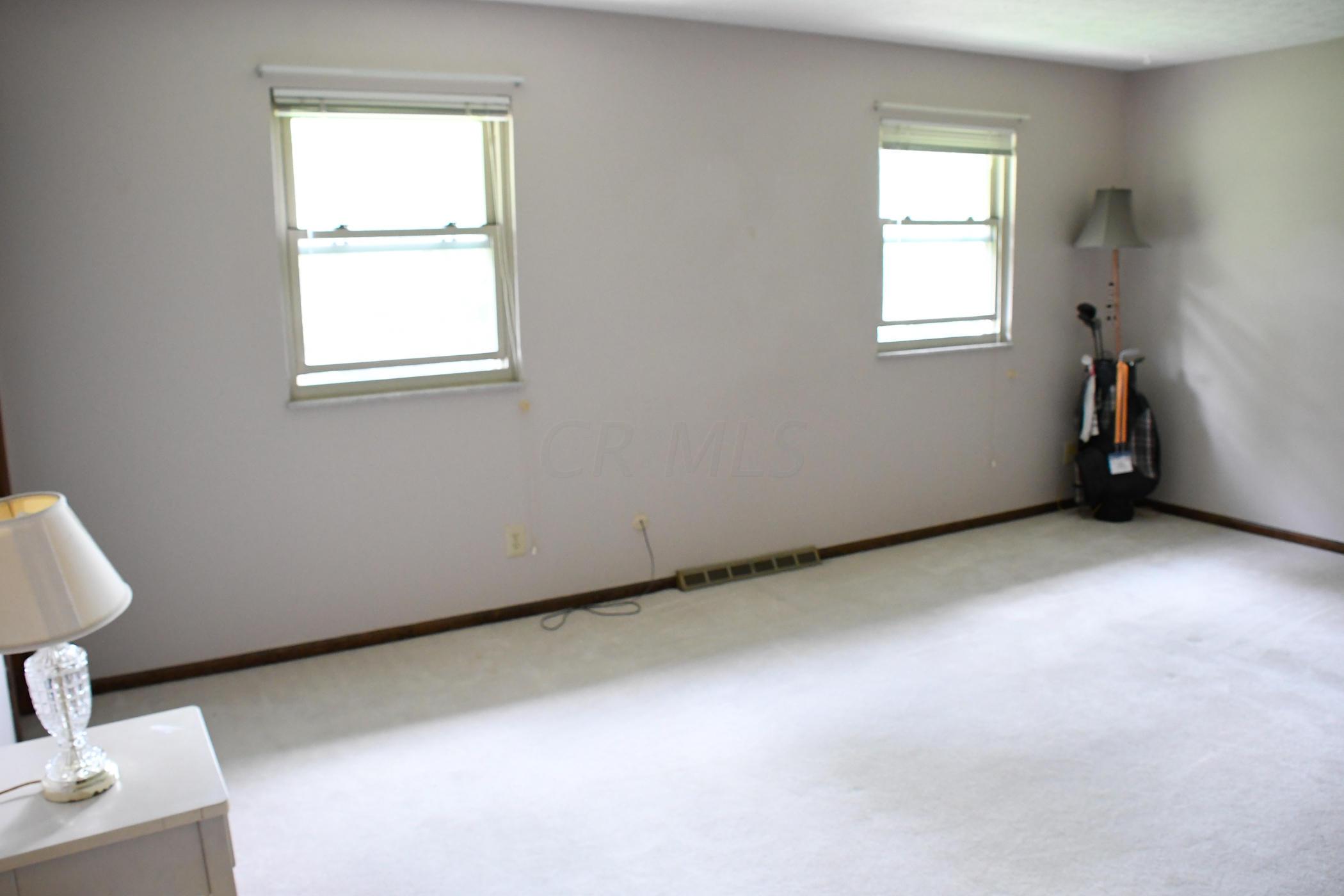 831 Riva Ridge Boulevard Columbus, OH 43230 - Photo 23 of 35