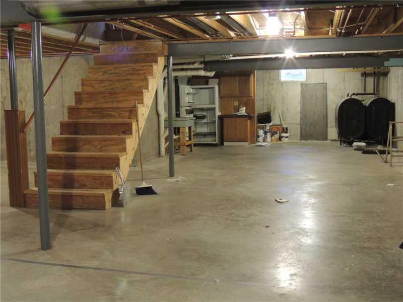 155 Ridgeview Drive Bangor, ME 04401 - Photo 7 of 34 Other. Full dry basement