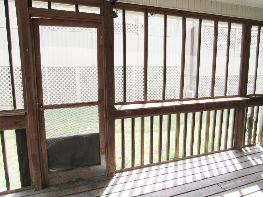 3539 Netherland Inn Road, Unit 16 Kingsport, TN 37660 - Photo 29 of 30 Back Patio