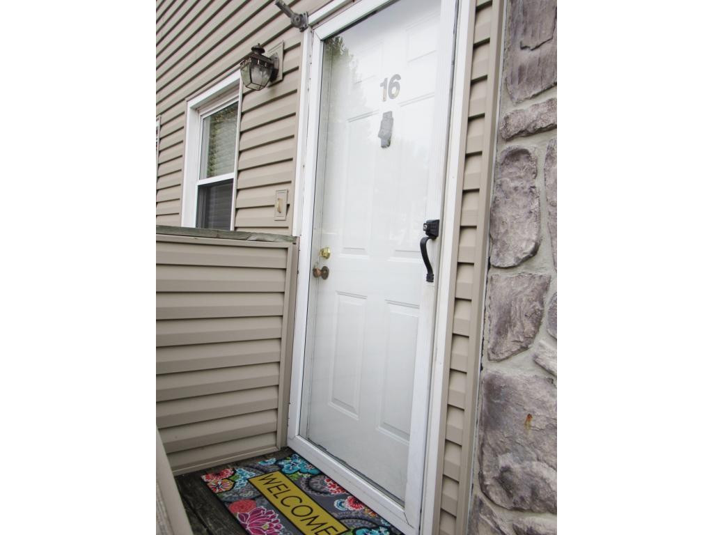 3539 Netherland Inn Road, Unit 16 Kingsport, TN 37660 - Photo 5 of 30 Front Door